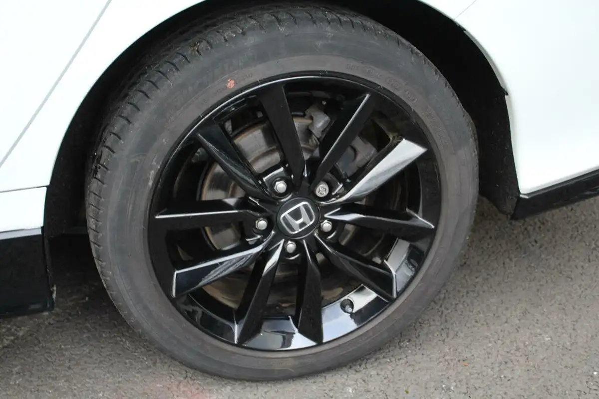 2021-honda-civic-15-vtec-turbo-sport-ss-big-14