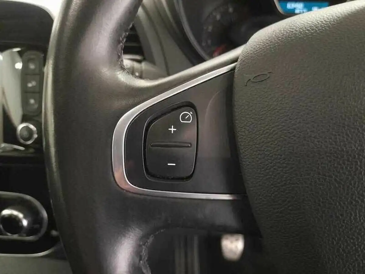 2019-renault-captur-15dci-gt-line-big-17