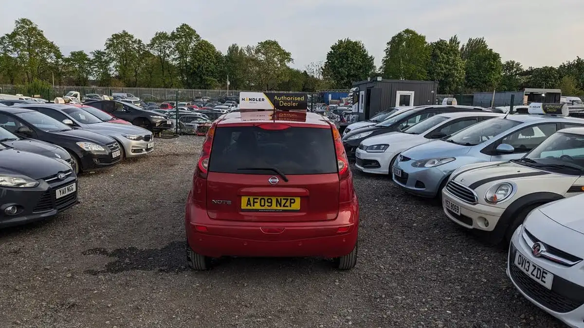 2009-nissan-note-16-tekna-auto-big-42
