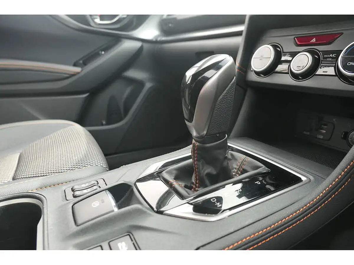 2019-subaru-xv-20i-se-big-22