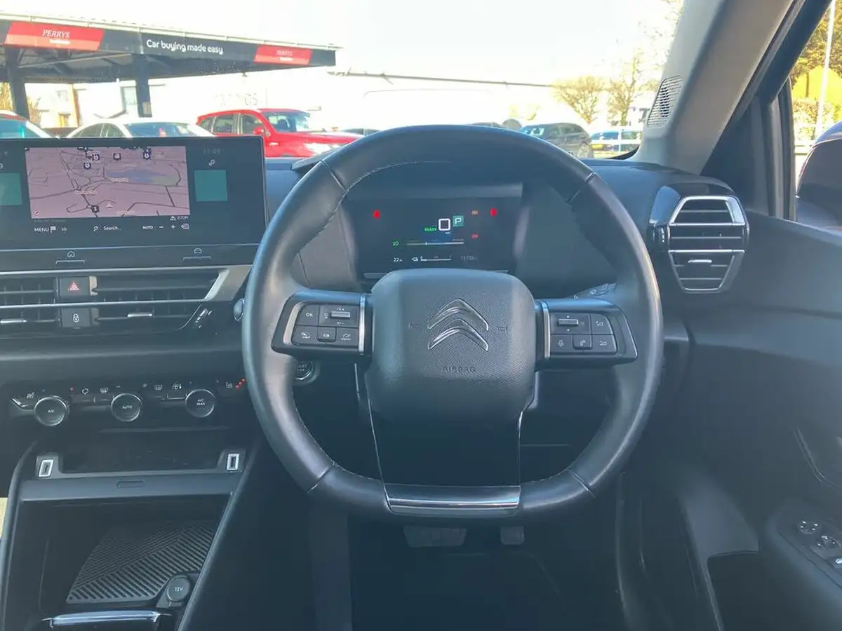 2022-citroen-c4-e-shine-plus-big-14