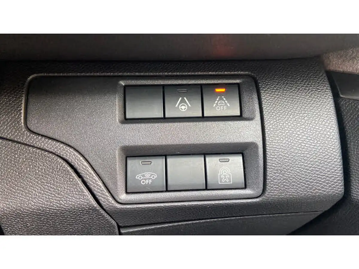 2022-peugeot-3008-suv-12-puretech-gt-premium-big-21