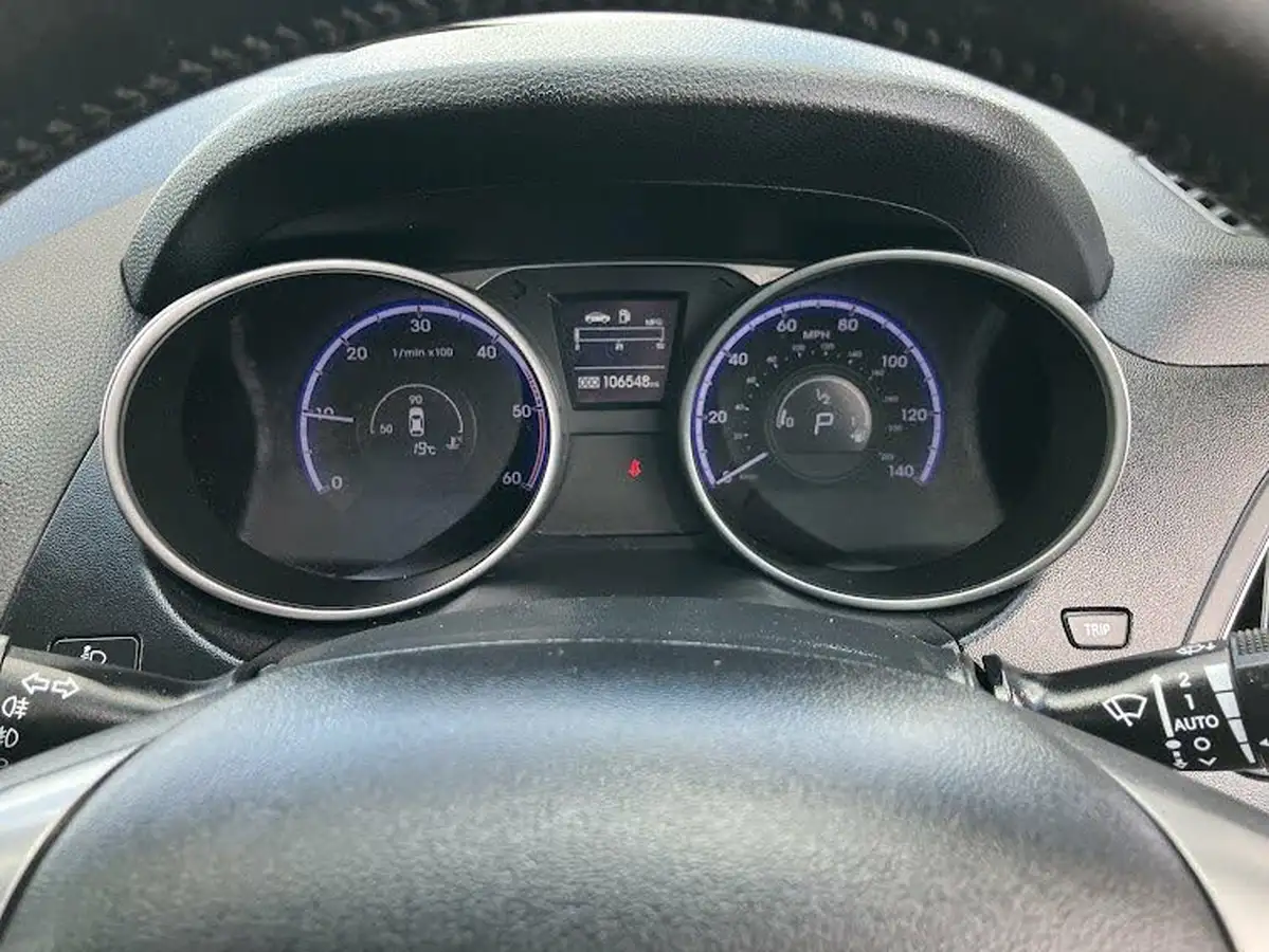 2011-hyundai-ix35-20td-premium-4wd-auto-big-12