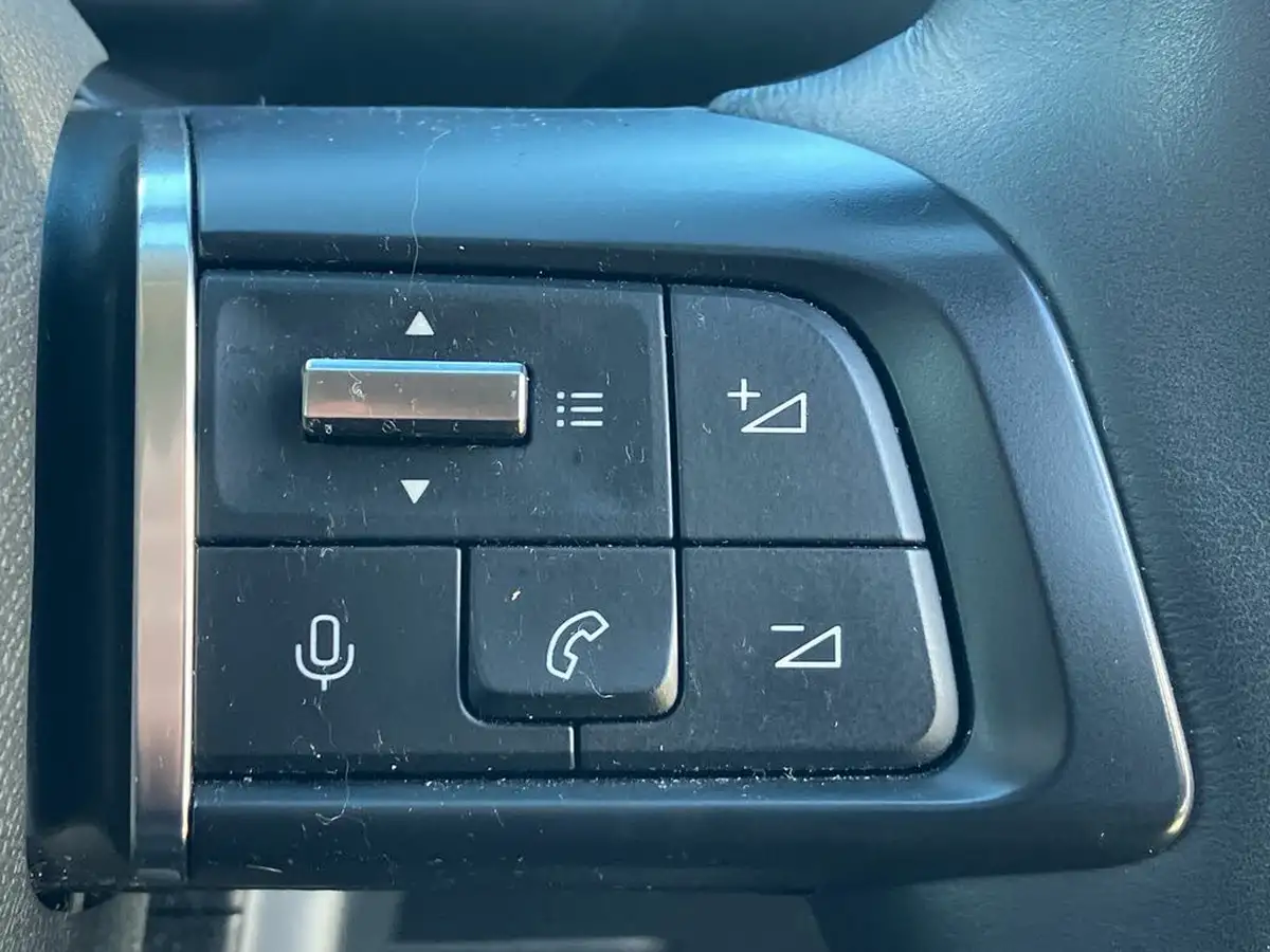 2022-citroen-c4-e-shine-plus-big-39