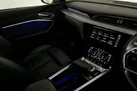 2020-audi-e-tron-55e-small-16