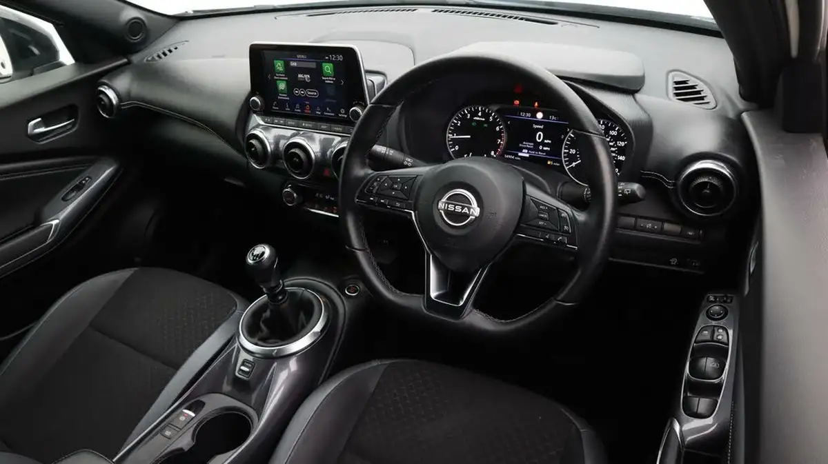 2023-nissan-juke-10-dig-t-n-connecta-big-9
