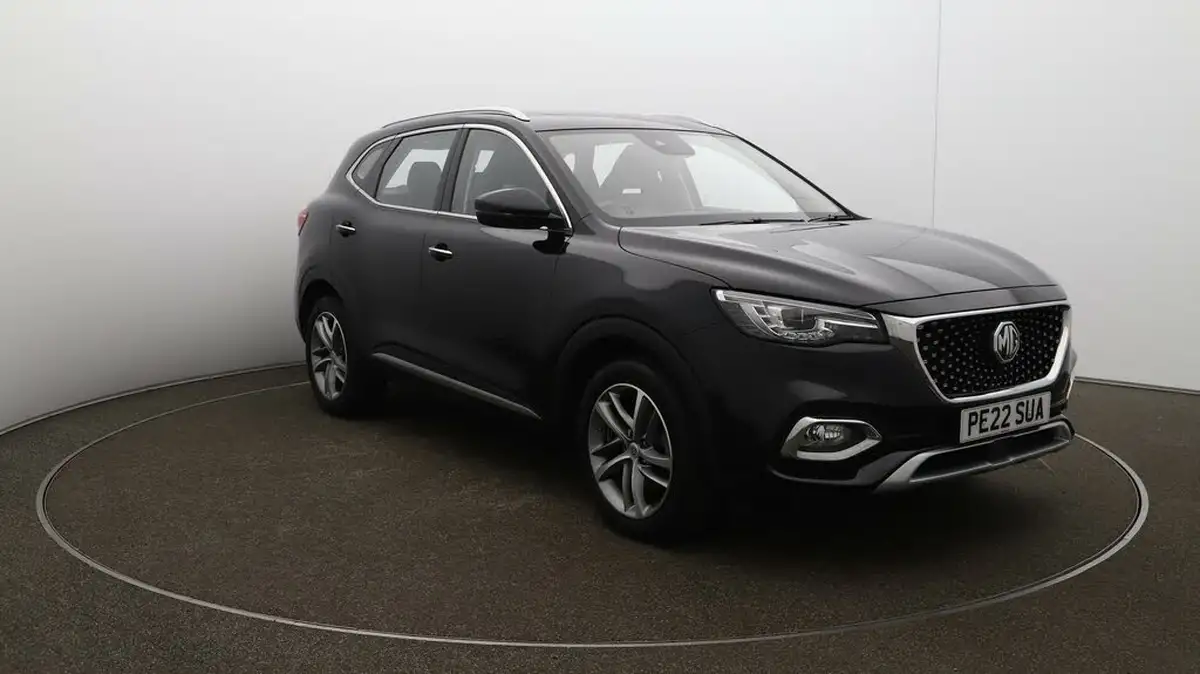 2022-mg-hs-15t-gdi-exclusive-162ps-big-36