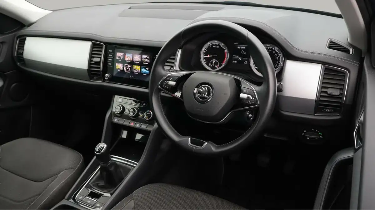 2022-skoda-kodiaq-15-tsi-se-5-big-9
