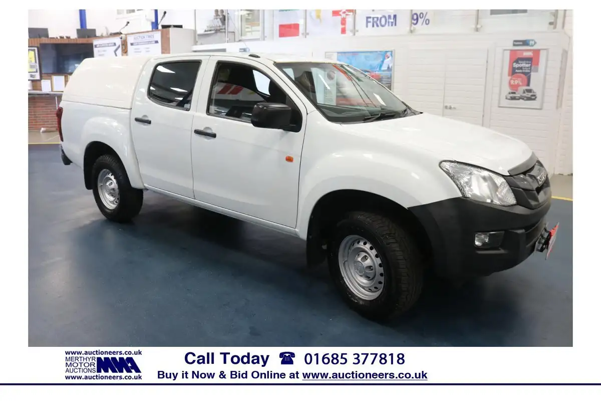 2017-isuzu-d-max-25td-4x4-double-pickup-big-0