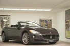 2010-maserati-grancabrio-47-small-32