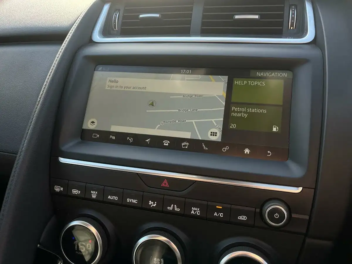 2019-jaguar-e-pace-20-i4d-hse-240ps-big-20