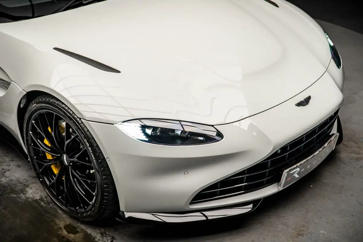 2023-aston-martin-vantage-40-v8-vantage-roadster-auto-big-10