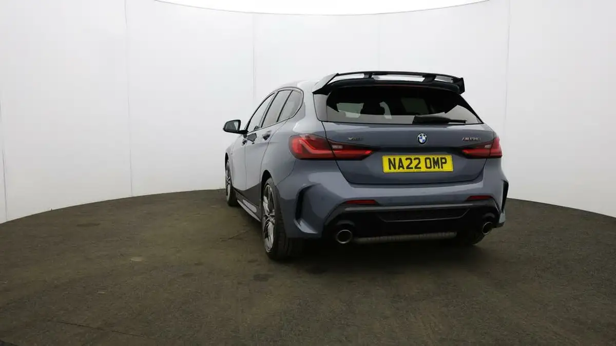 2022-bmw-1-series-20-m135i-xdrive-big-56