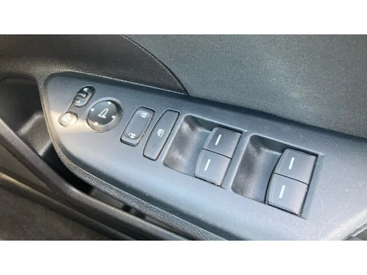2021-honda-civic-10-vtec-turbo-sr-hatchback-5d-big-26