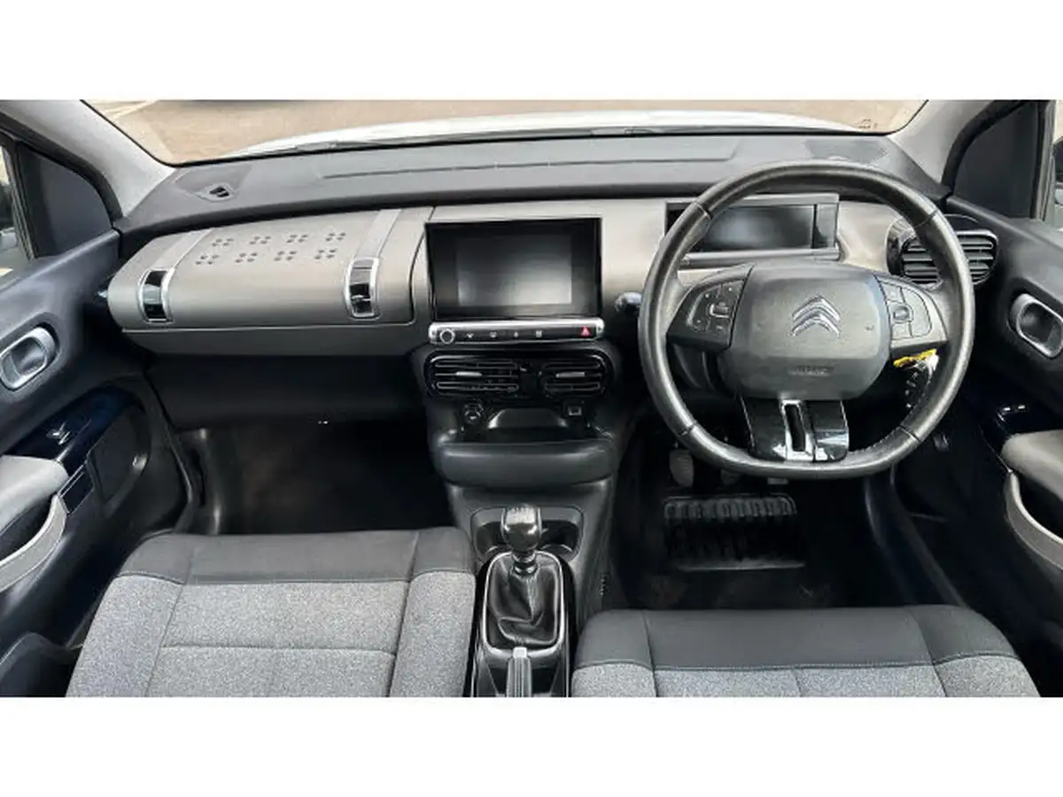 2019-citroen-c4-cactus-12-puretech-feel-110ps-big-9