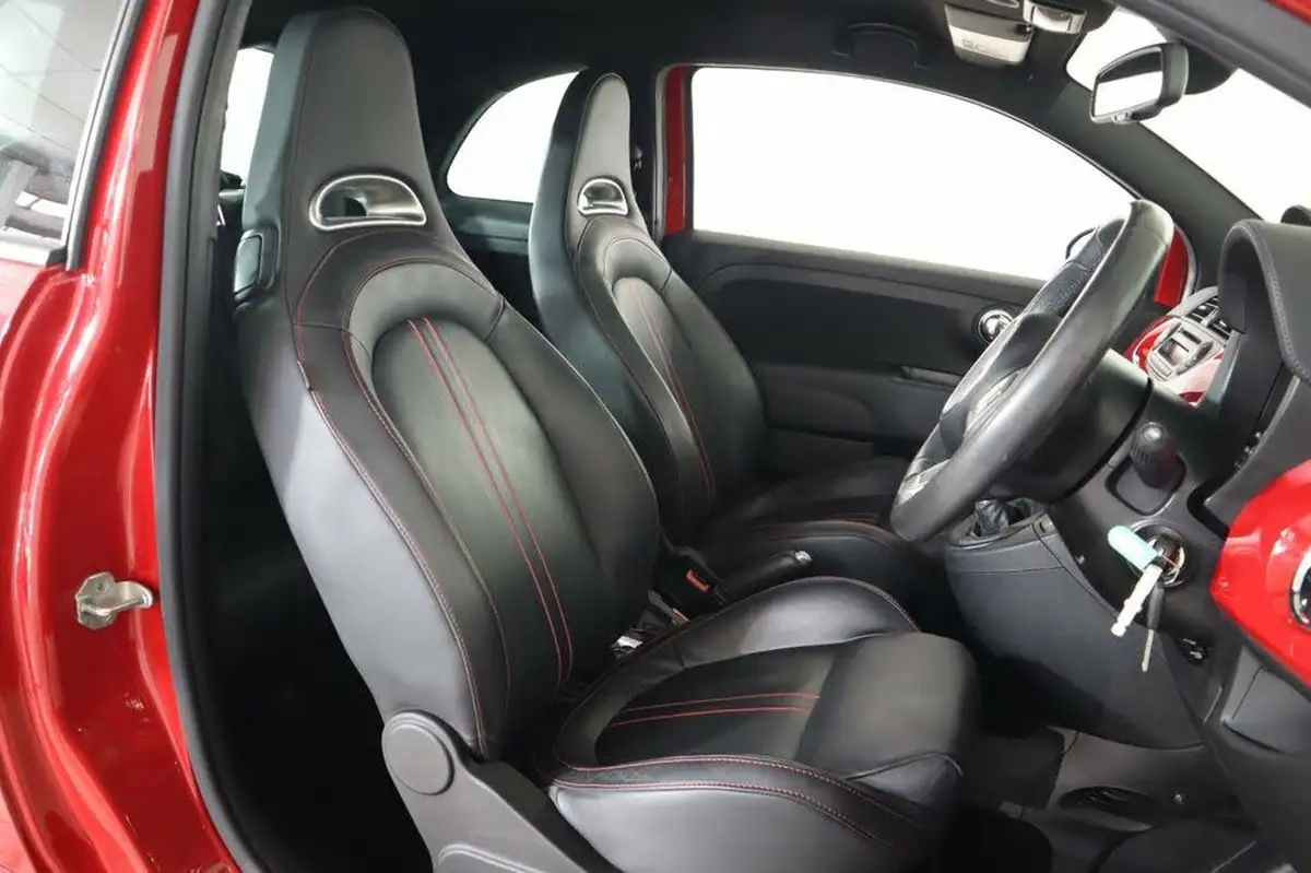 2016-abarth-500-14-tjet-595-turismo-160bhp-big-12