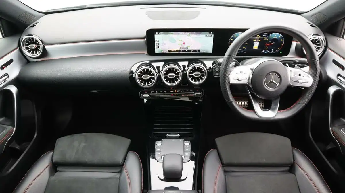 2020-mercedes-benz-a-class-13-a200-amg-line-premium-plus-hatchback-5d-7g-dct-big-13