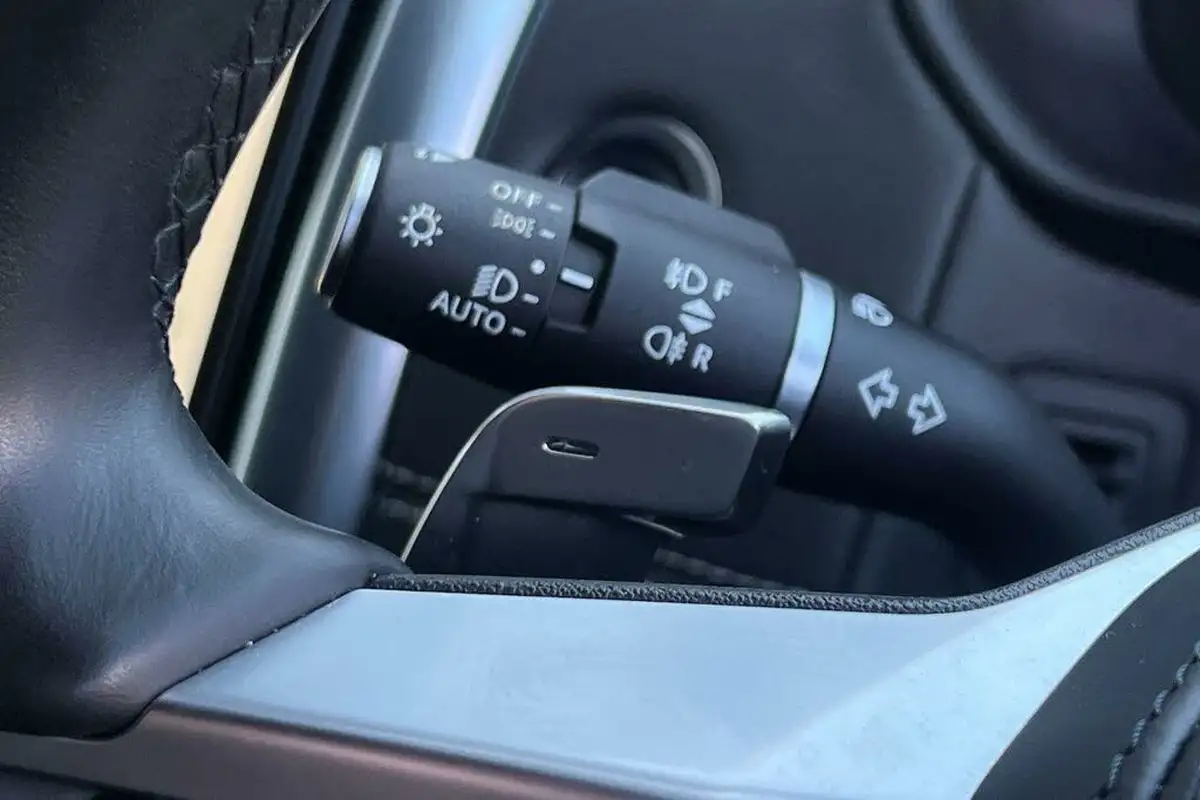 2024-land-rover-discovery-30-d300-commercial-dynamic-hse-big-62