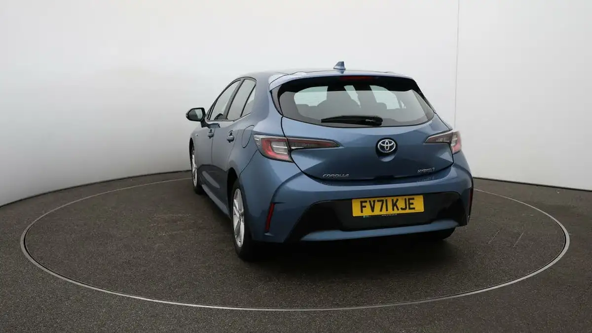 2021-toyota-corolla-18-vvt-i-icon-trk-hatchback-5d-big-55