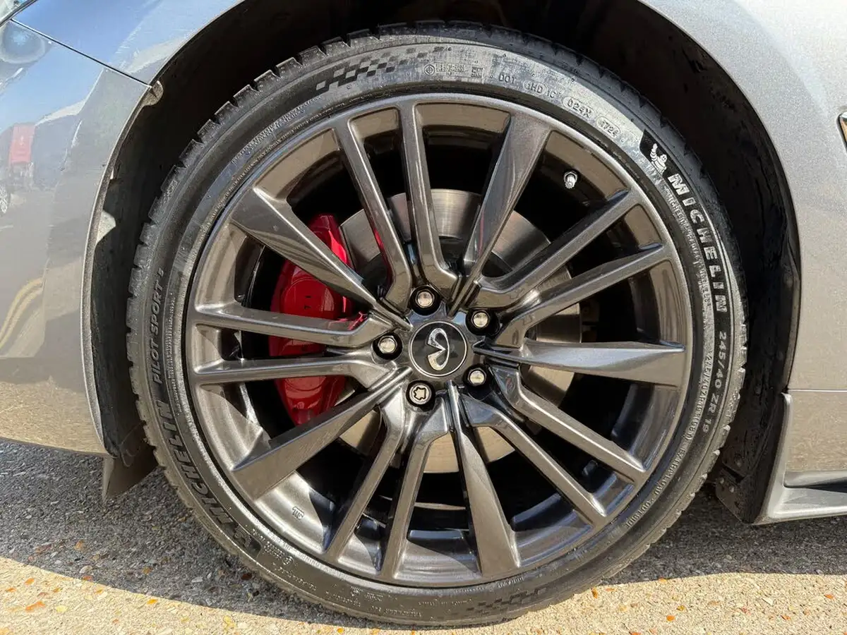 2018-infiniti-q60-30t-sport-tech-big-27