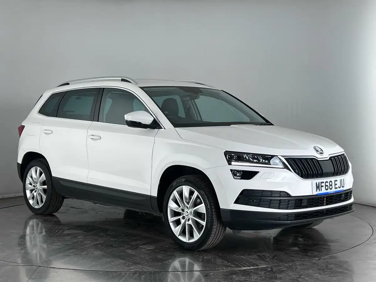 2018-skoda-karoq-15-tsi-se-l-ss-big-0