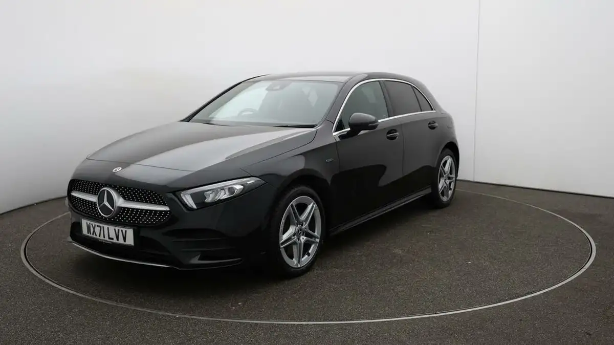 2021-mercedes-benz-a-class-13-a250e-amg-line-hatchback-5d-big-59