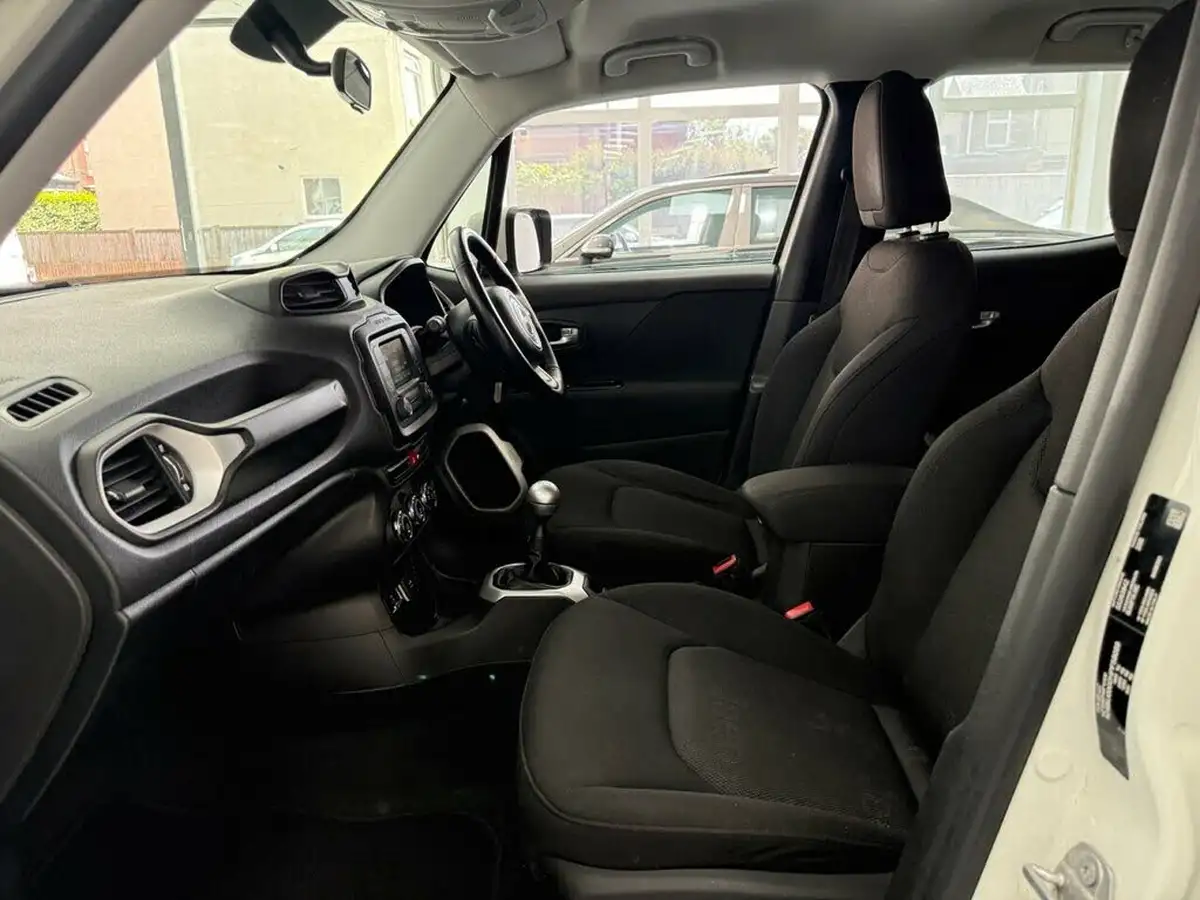 2017-jeep-renegade-16l-e-torq-longitude-big-14