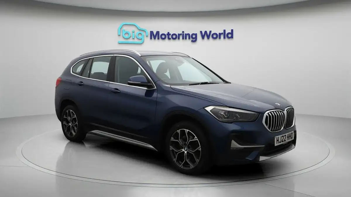 2022-bmw-x1-20-sdrive20i-xline-big-1