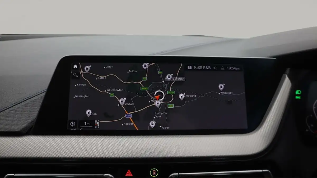 2021-bmw-1-series-15-118i-m-sport-lcp-dct-big-11
