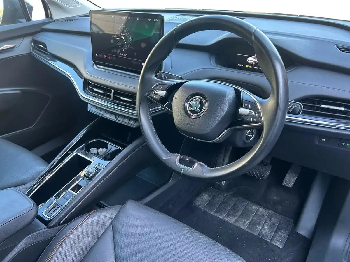 2021-skoda-enyaq-e-60-62-kwh-big-14