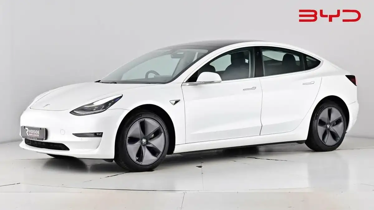 2020-tesla-model-3-e-long-range-big-7