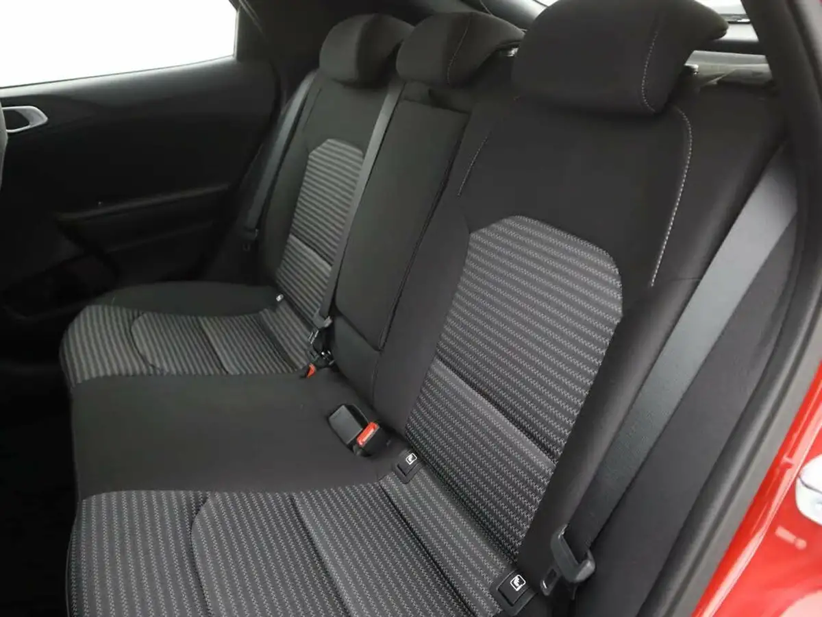 2023-kia-xceed-15-t-gdi-2-158bhp-big-9