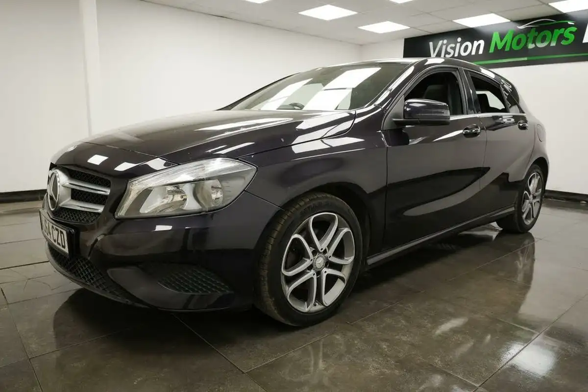 2015-mercedes-benz-a-class-16-a180-sport-122ps-big-6