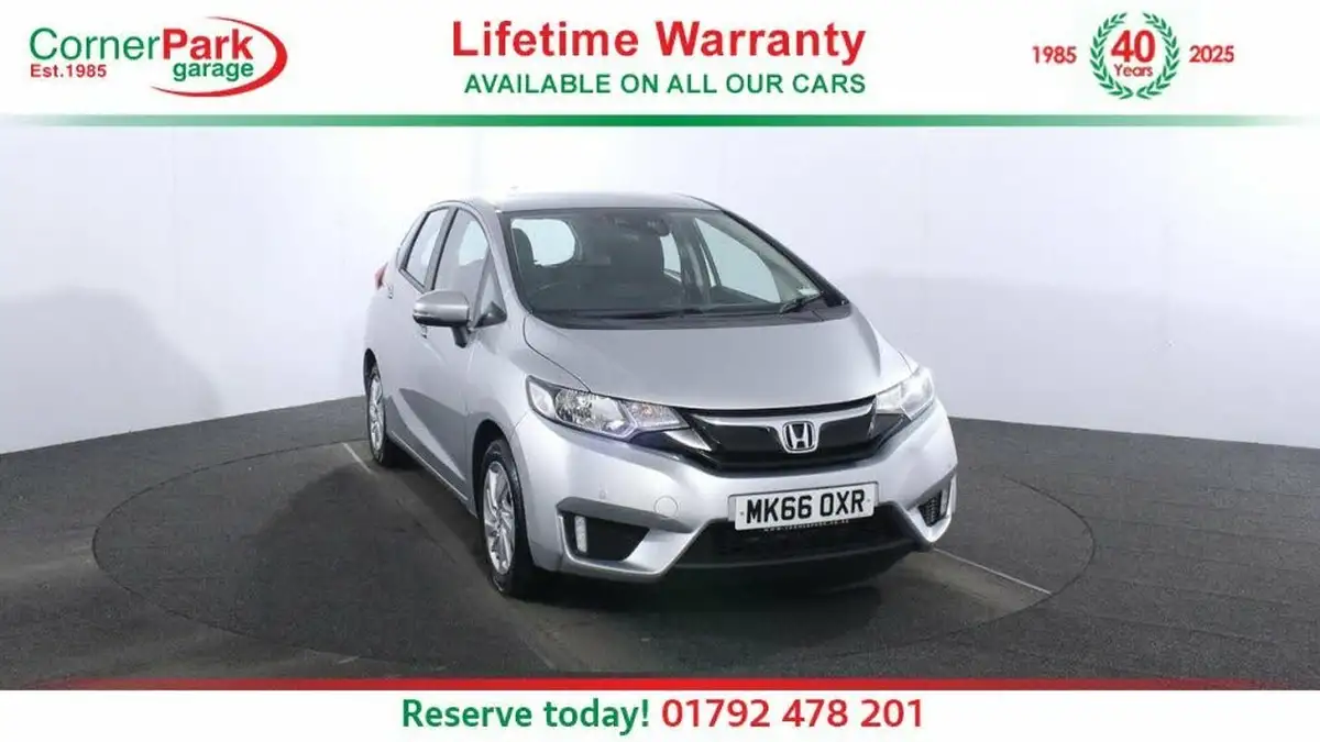 2016-honda-jazz-13-i-vtec-se-cvt-big-0