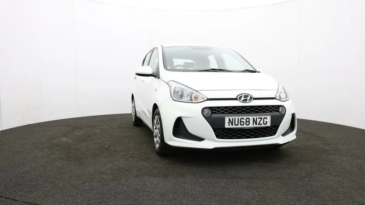 2018-hyundai-i10-10-se-67ps-big-42