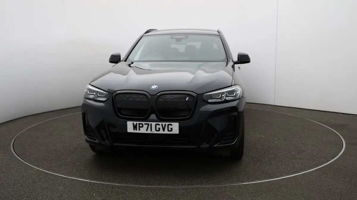 2022-bmw-ix3-e-m-sport-big-34