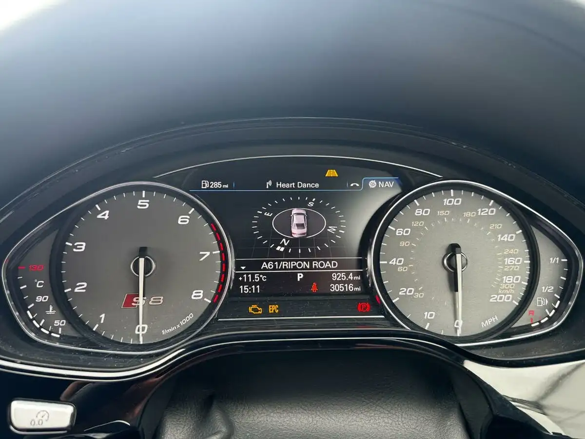 2016-audi-s8-40-tfsi-quattro-520ps-big-44