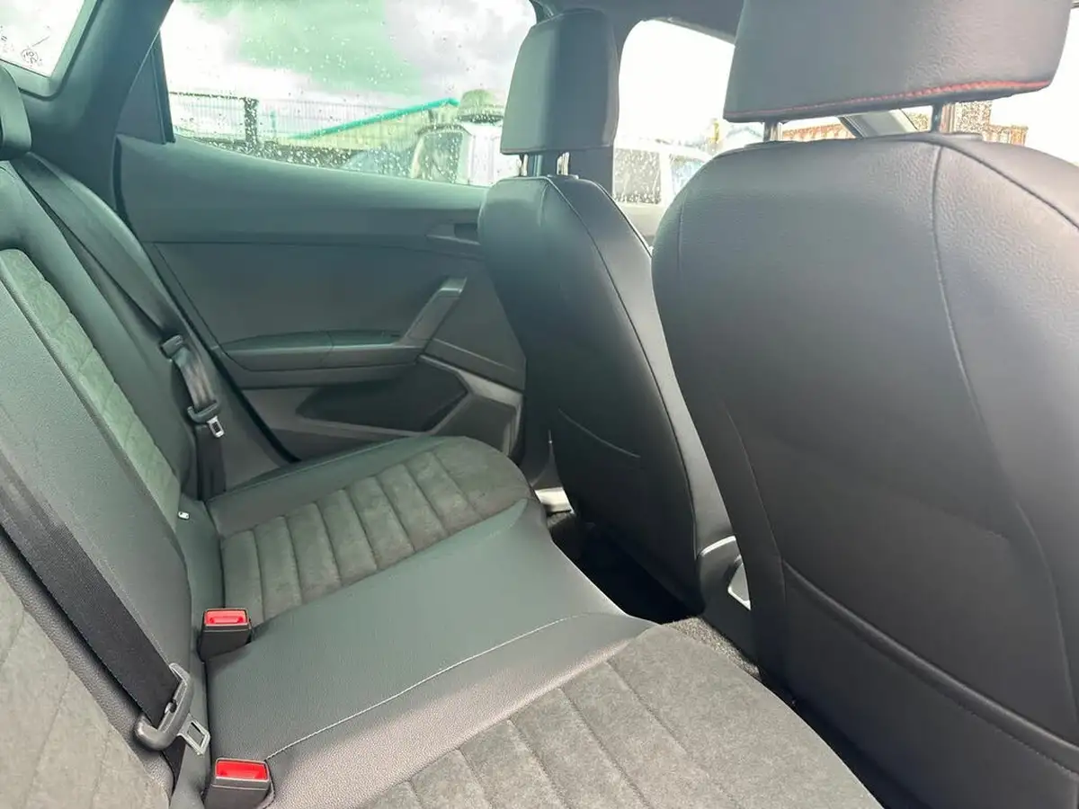 2025-seat-ibiza-10-tsi-fr-sport-115ps-big-32