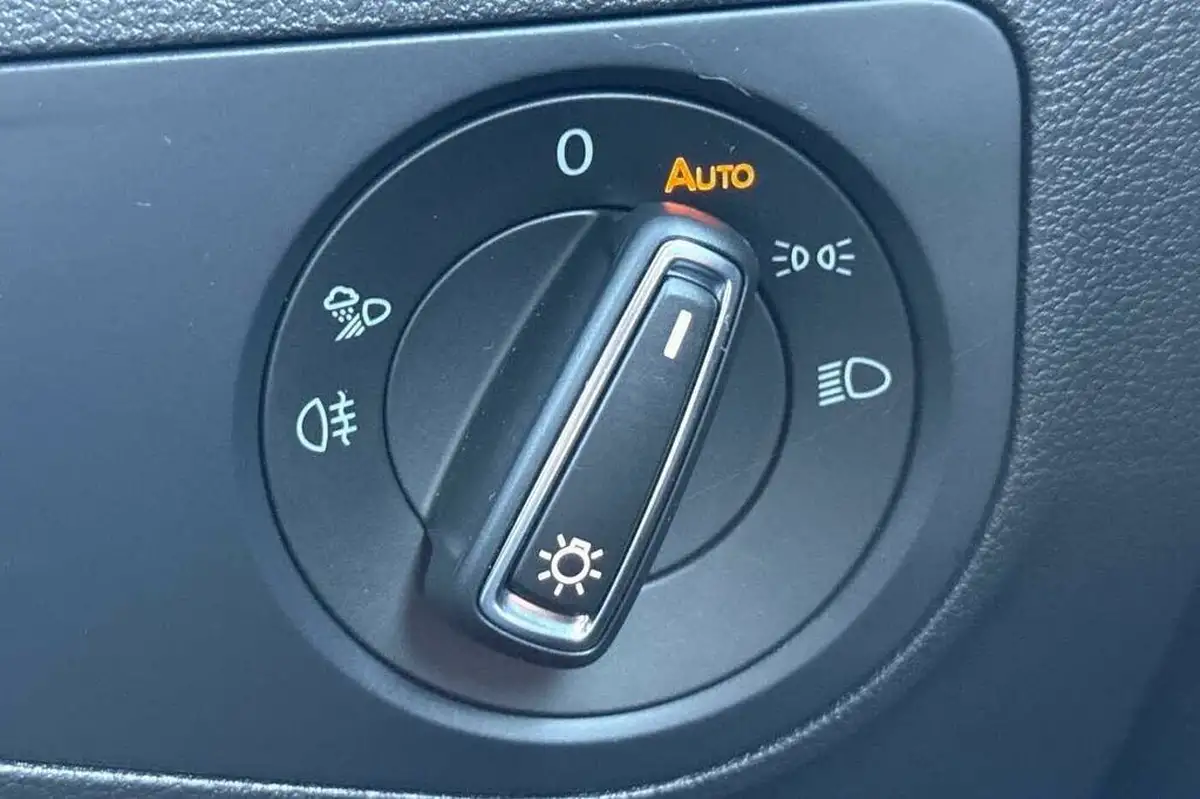 2022-volkswagen-tiguan-15-tsi-r-line-edition-big-20