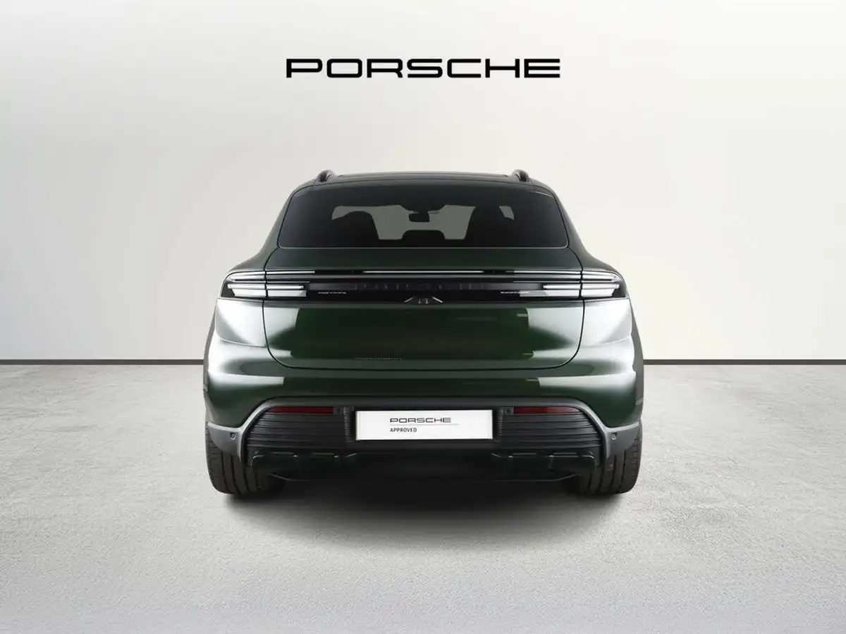 2025-porsche-macan-e-electric-big-6