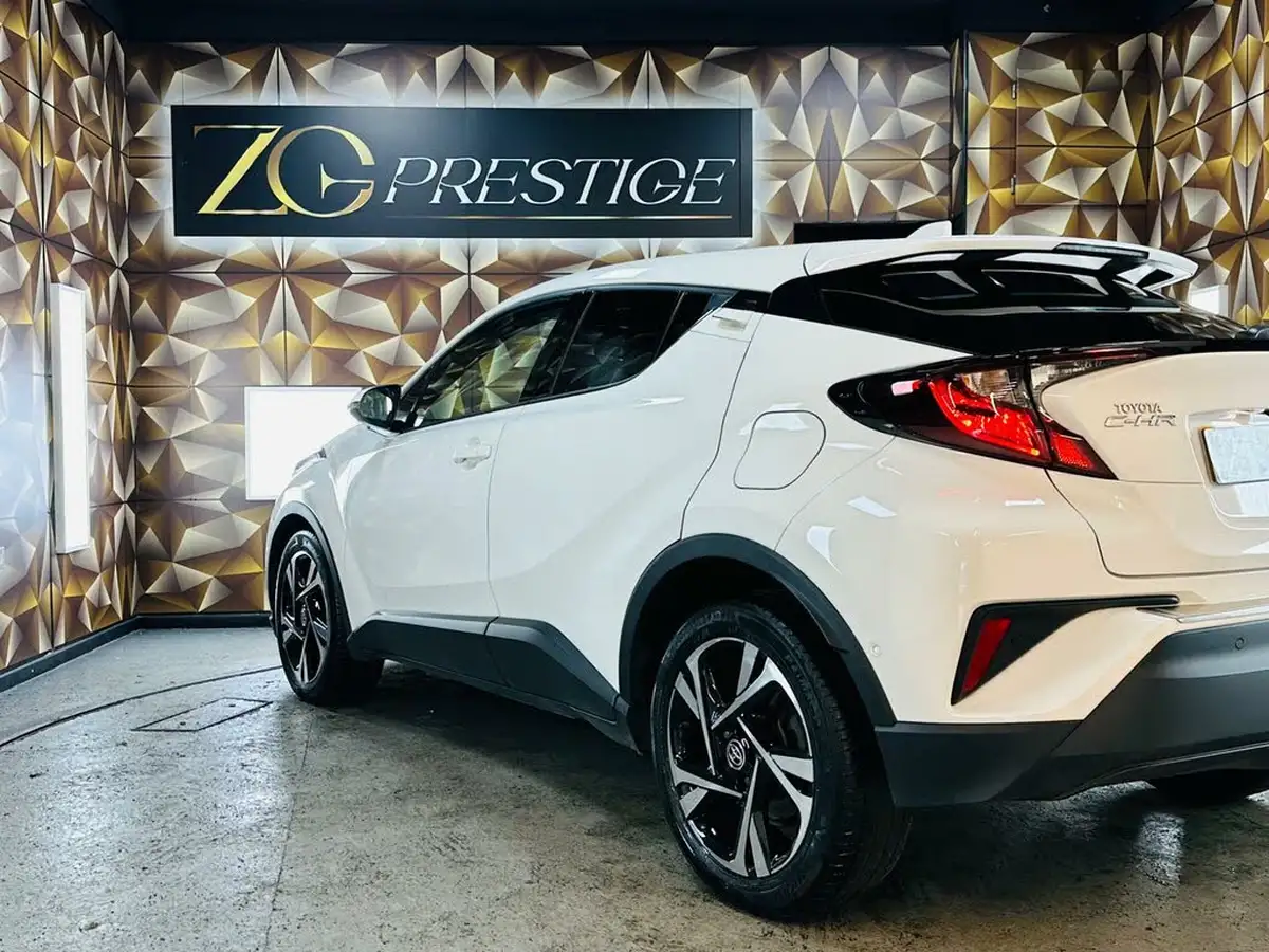2022-toyota-c-hr-18-vvt-i-design-big-35