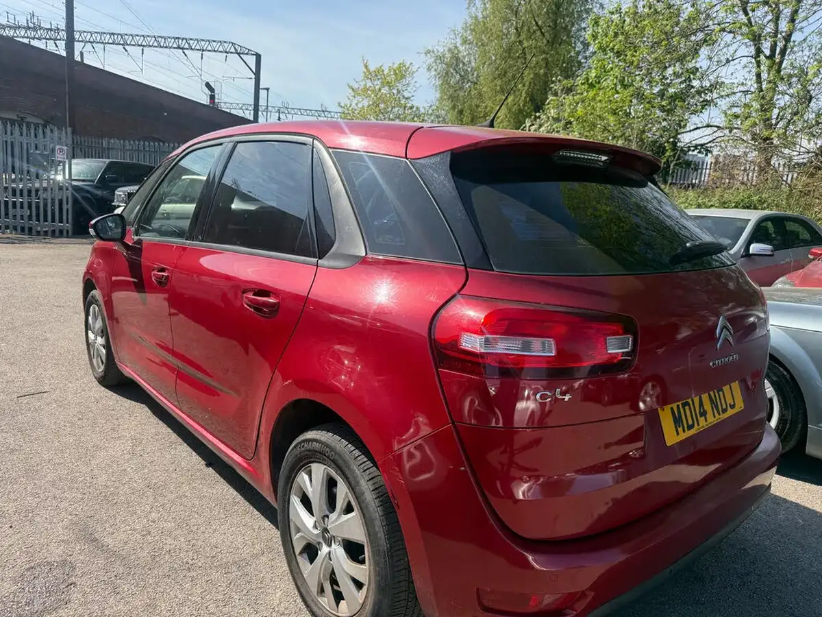 2014-citroen-c4-picasso-16e-hdi-vtr-115ps-etg6-big-8