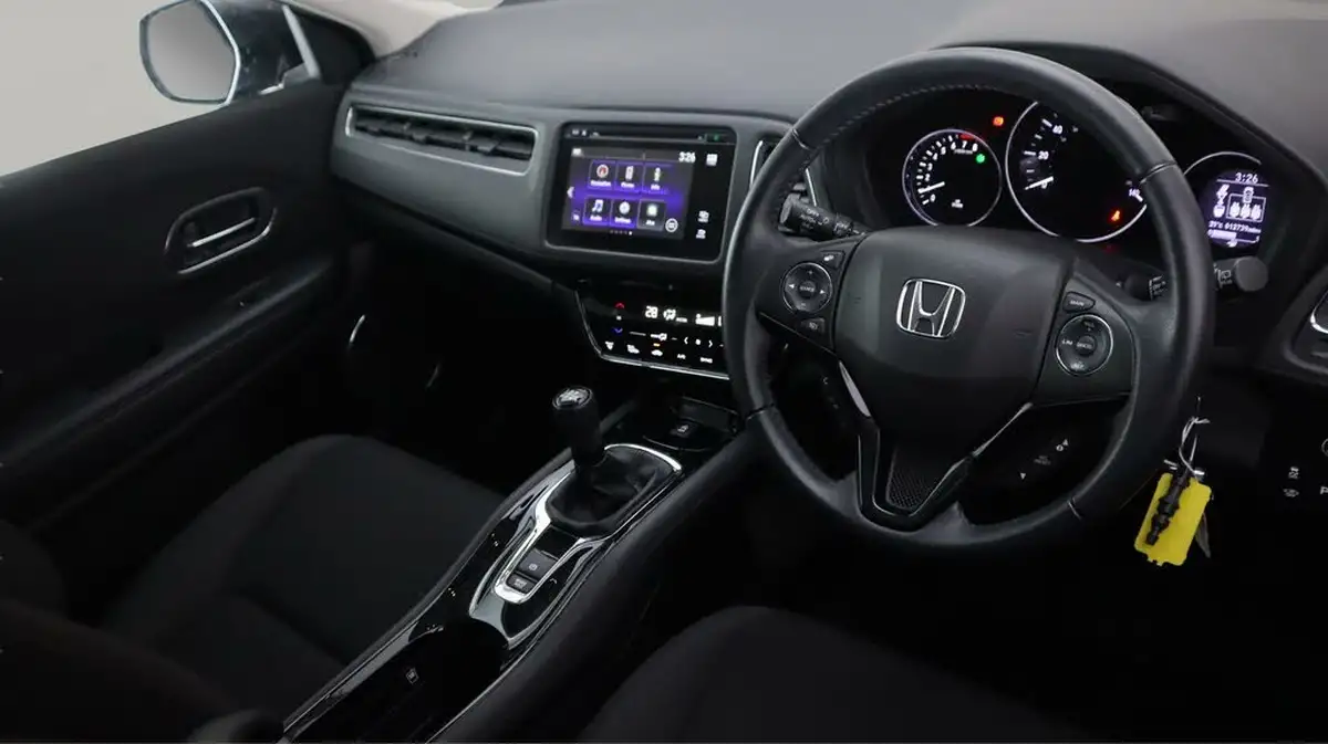 2020-honda-hr-v-15-i-vtec-se-big-9