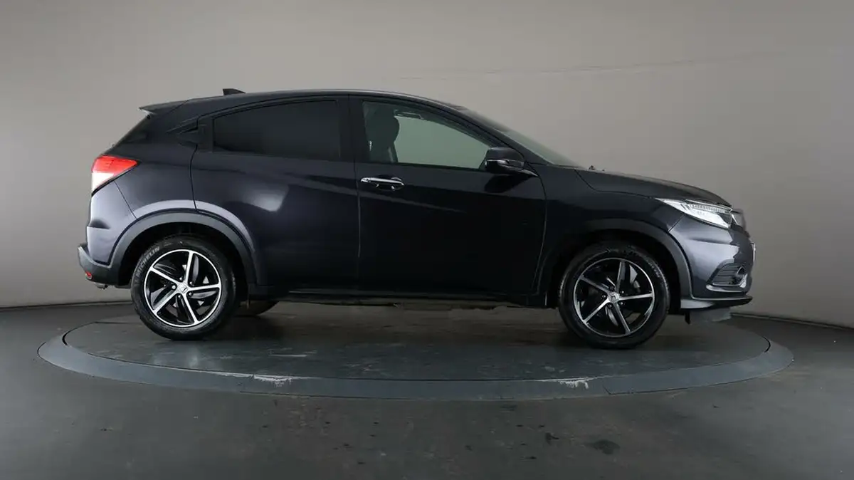 2020-honda-hr-v-15-i-vtec-se-big-50