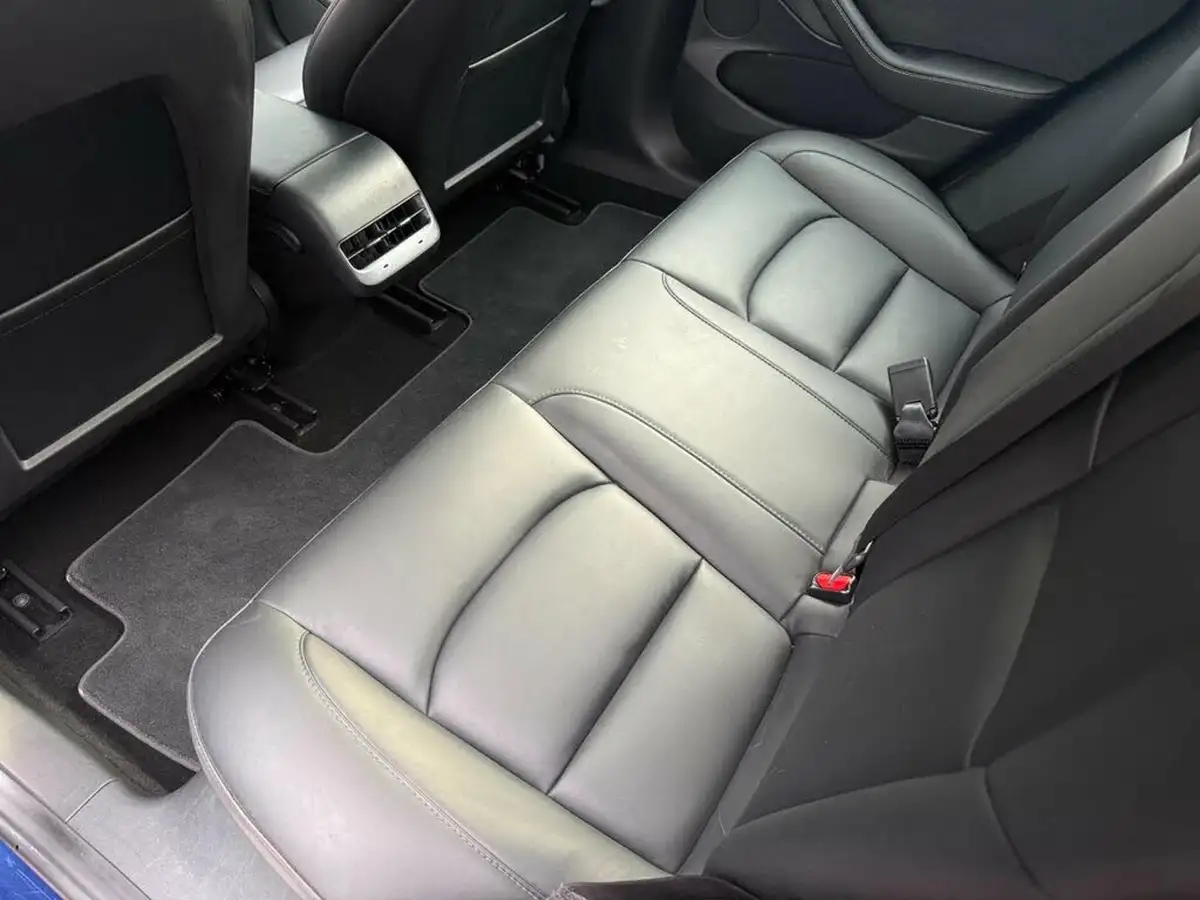 2022-tesla-model-3-e-long-range-big-57