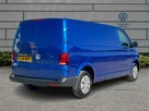 2024-volkswagen-transporter-small-3