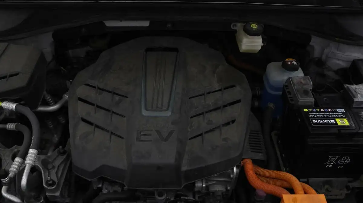 2021-kia-e-niro-ev-4-big-18