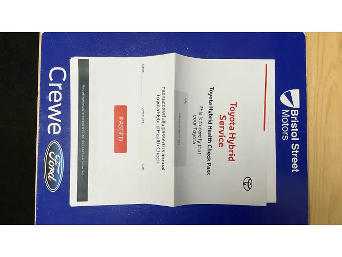 2016-toyota-auris-18-vvt-i-hsd-excel-leather-hatchback-big-42