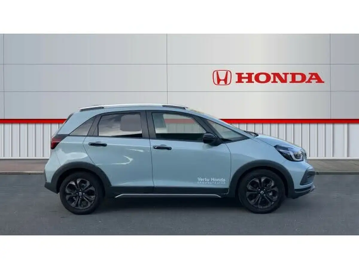 2025-honda-jazz-15-i-mmd-crosstar-advance-big-4