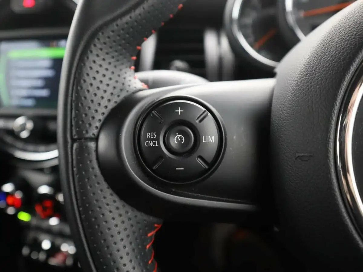 2020-mini-cooper-15-cooper-sport-hatchback-5d-auto-big-23